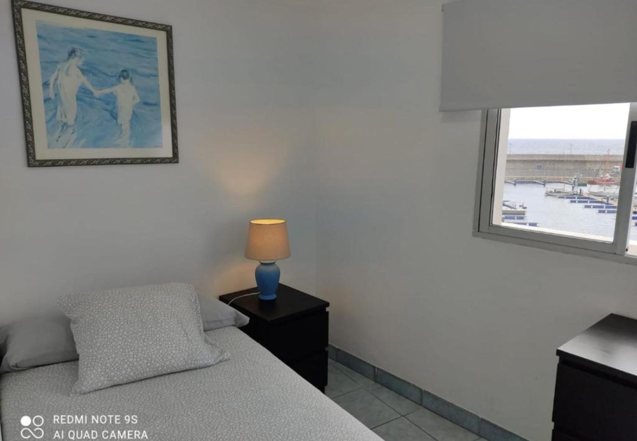 Apartahotel en Valverde - Apartamento con terraza privada, increibles vistas al mar