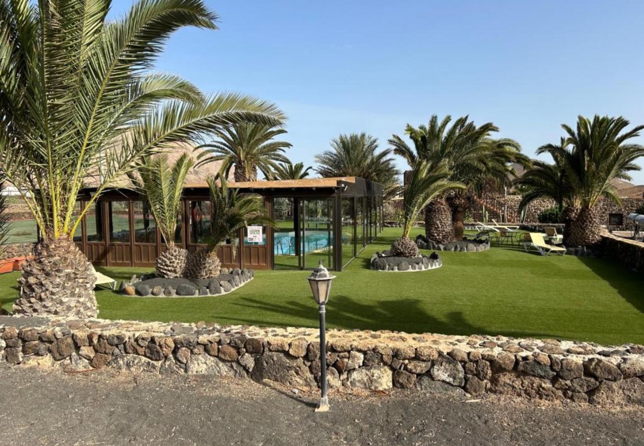 Alquiler por habitaciones en Villaverde - Encantador alojamiento con gran Piscina WIFI