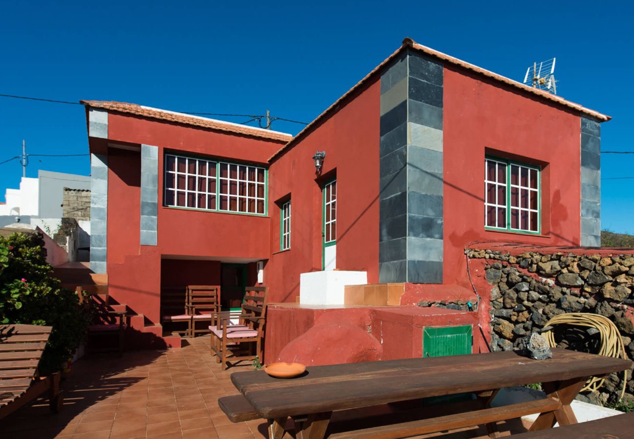 Casa rural en Isora - Hermosa y comoda casa rural en El Hierro