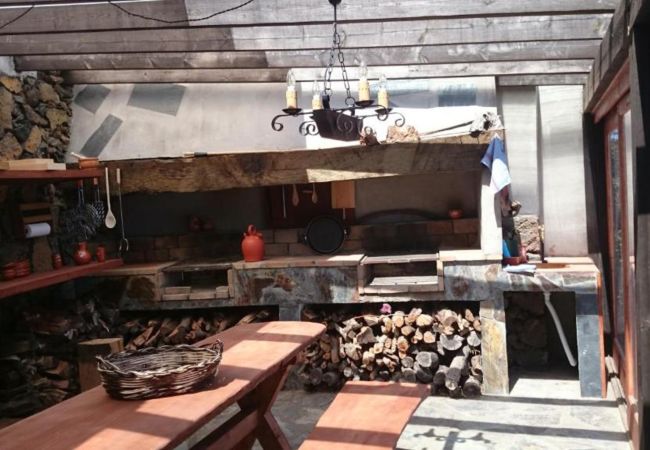 Casa rural en Isora - Casa Rural con Hermosas Vistas BBQ para una Estancia Ideal Casa rural en Isora - Casa Rural con Hermosas Vistas BBQ para una Estancia Ideal