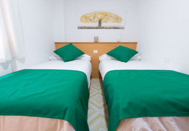 Apartahotel en Santa Cruz de Tenerife - Moderno  Piso para Explorar Santa Cruz de Tenerife Apartahotel en Santa Cruz de Tenerife - Moderno  Piso para Explorar Santa Cruz de Tenerife