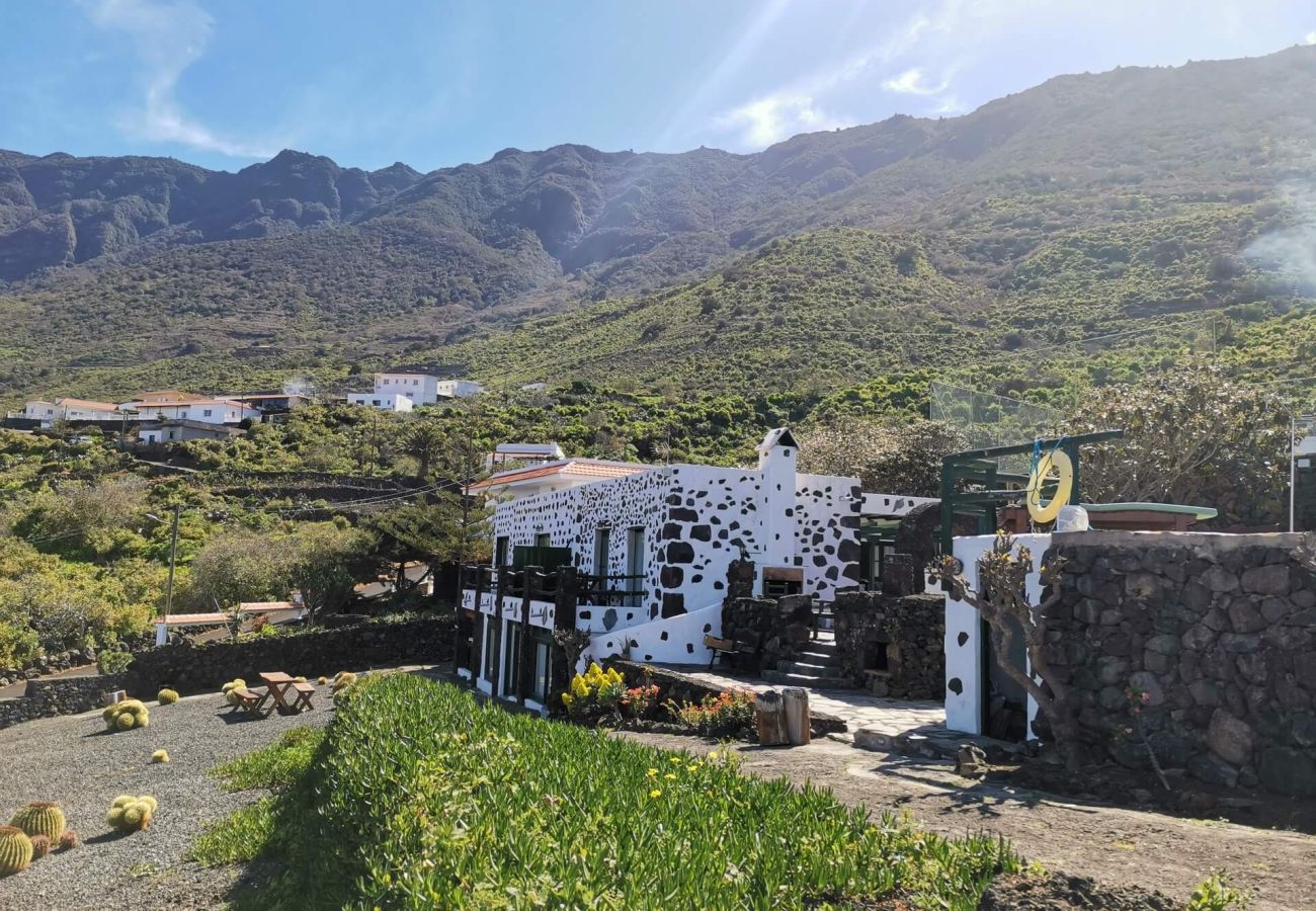 Apartamento en Frontera - Impresionantes vistas al Mar y la montaña, tennis, Piscina BBQ