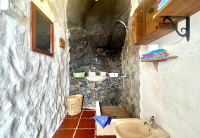 Casa en Valverde - Casa Cueva con Vista al Mar y BBQ hasta 5 pax Casa en Valverde - Casa Cueva con Vista al Mar y BBQ hasta 5 pax