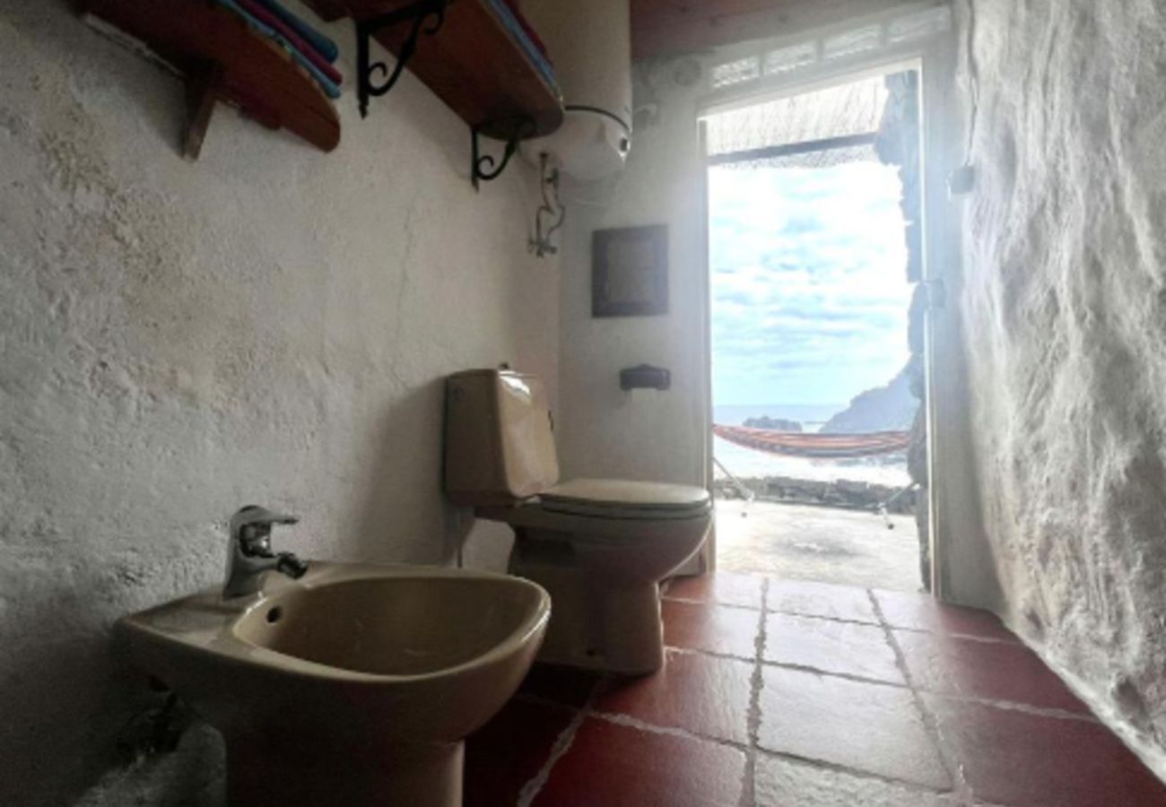 Casa en Valverde - Casa Cueva con Vistas al Mar y BBQ hasta 5 pax