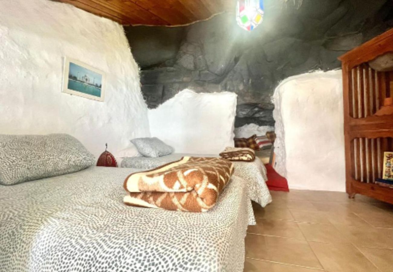 Casa en Valverde - Casa Cueva con Vistas al Mar y BBQ hasta 5 pax