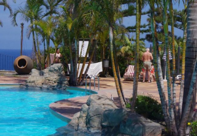 Apartahotel en Los Realejos - Apartamento en Acantilado con Terraza y Vistas Inolvidables al Mar  Apartahotel en Los Realejos - Apartamento en Acantilado con Terraza y Vistas Inolvidables al Mar