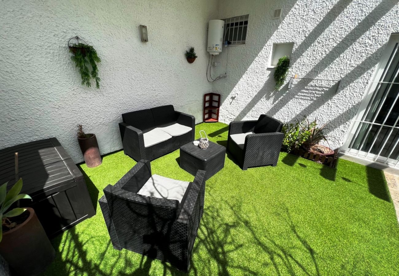 Apartamento en Costa del Silencio - Confortable Estudio con piscina BBQ y terraza