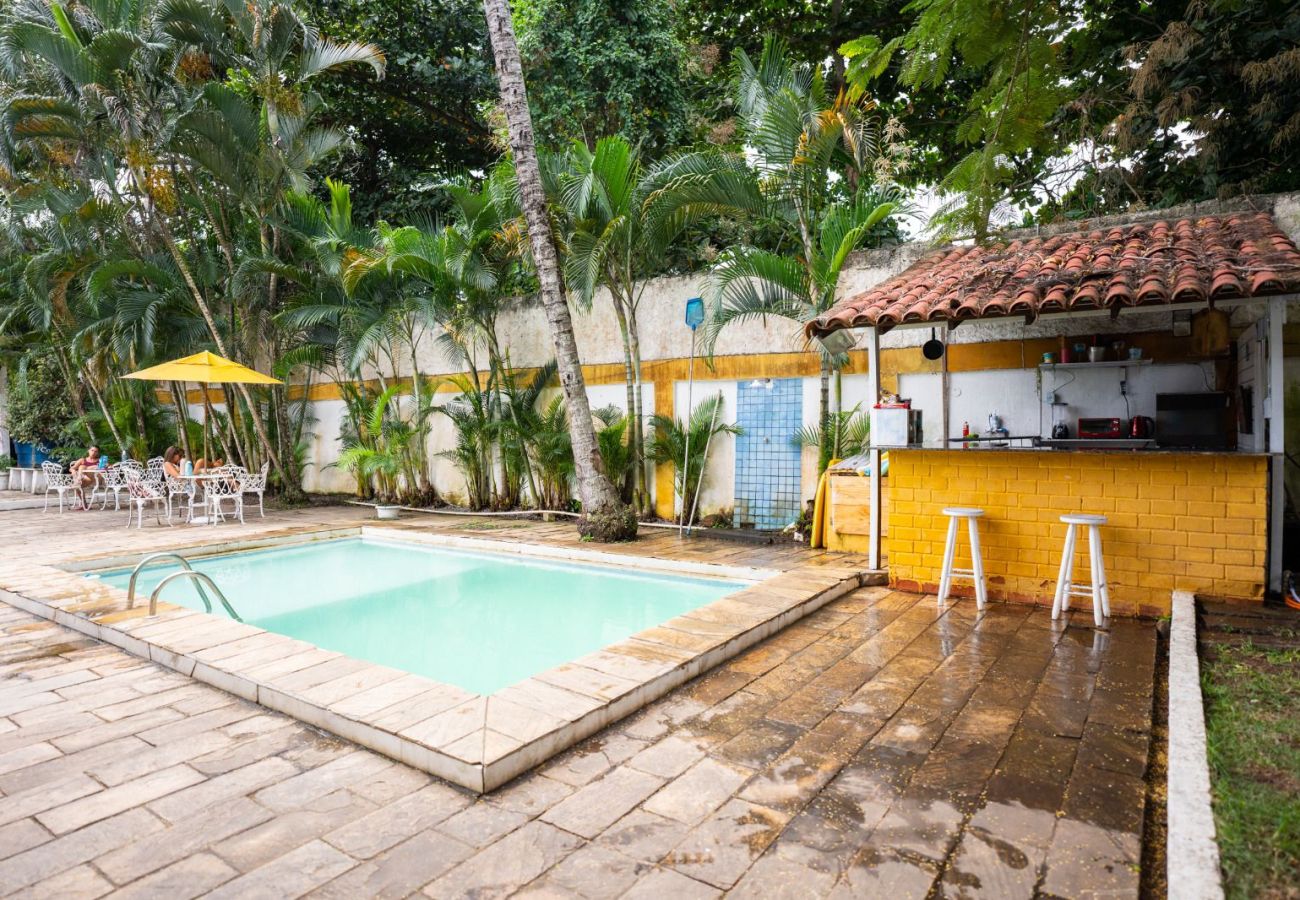 Apartamento en Armação de Buzios - Precioso Homestay a pocos mts del mar WIFI, Piscina, Buzios