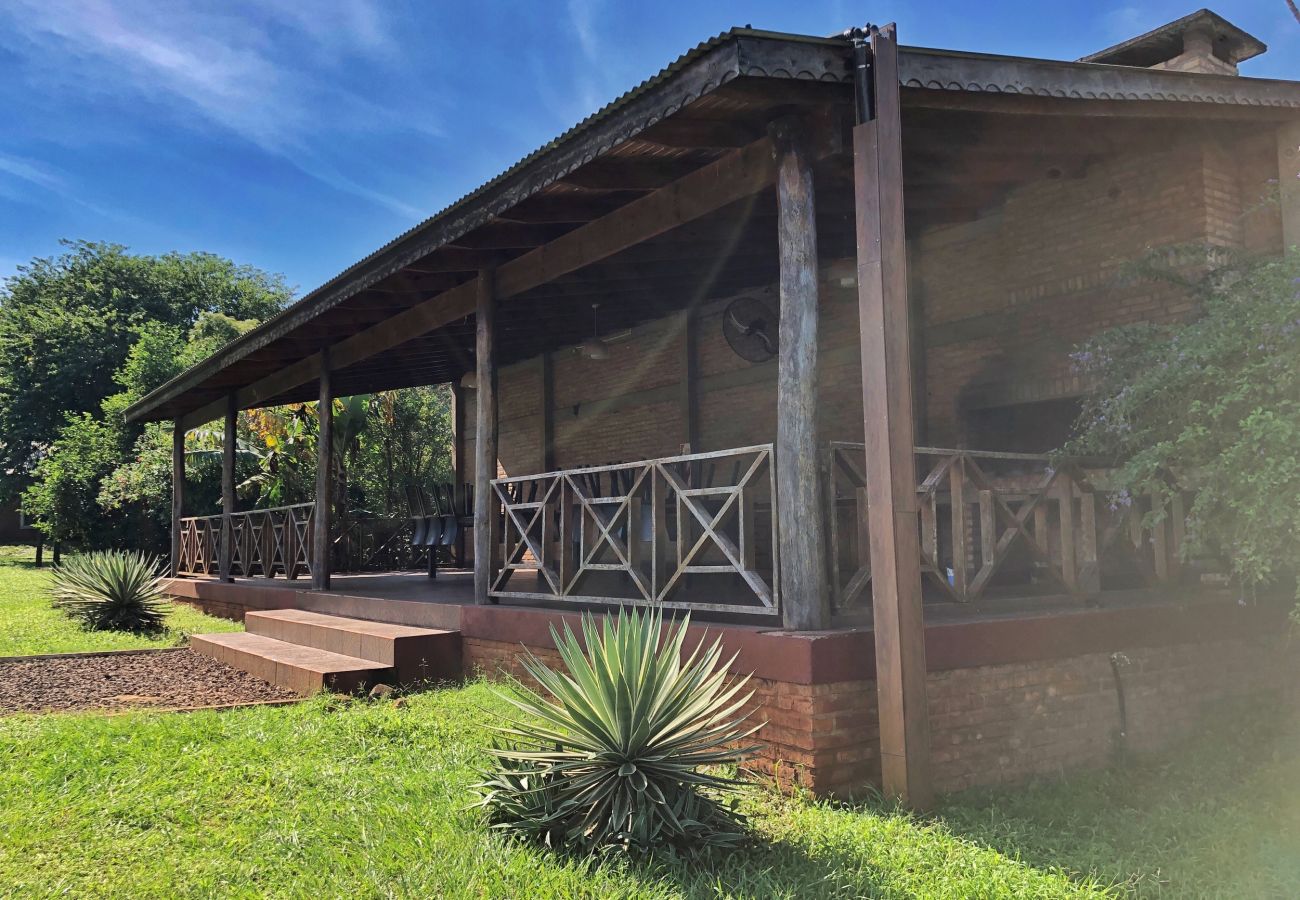 Cabaña en Puerto Iguazú - Preciosa cabañas en las cataratas del Iguazú con piscina