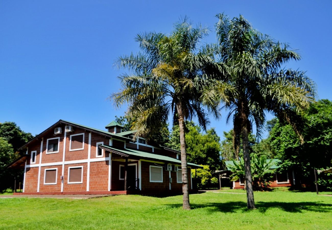 Estudio en Puerto Iguazú - Encantadoras cabañas en las cataratas del Iguazú con piscina privada