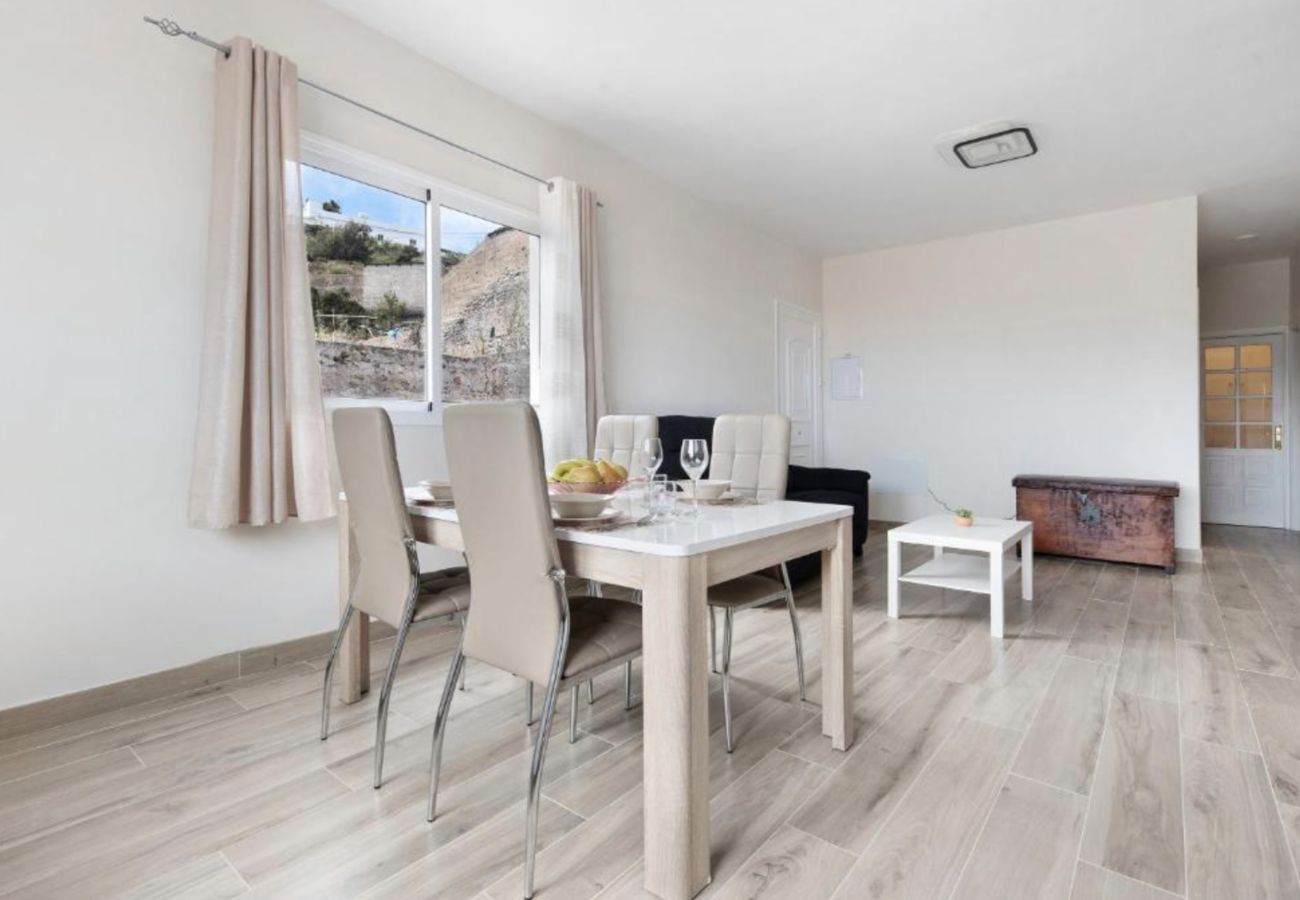 Casa rural en Garachico - Moderna Casa con Vistas al Teide hasta 4 personas