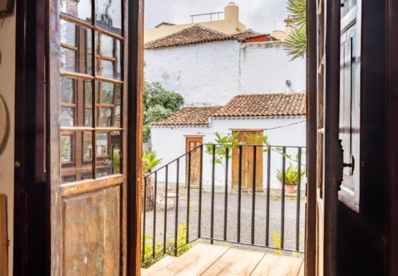 Apartamento en La Orotava - Apartamento con Historia, Arte y Nobleza en el Corazón