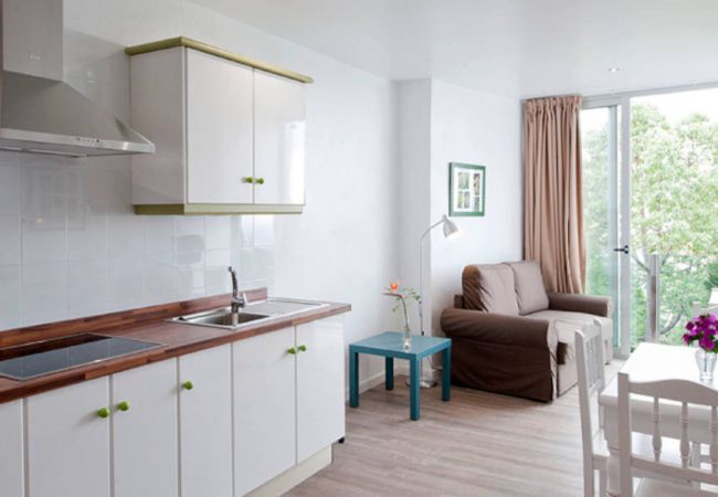 Apartahotel en Los Llanos de Aridane - Elegante Apartamento con Piscina y Jardín Ideal para 2 Apartahotel en Los Llanos de Aridane - Elegante Apartamento con Piscina y Jardín Ideal para 2