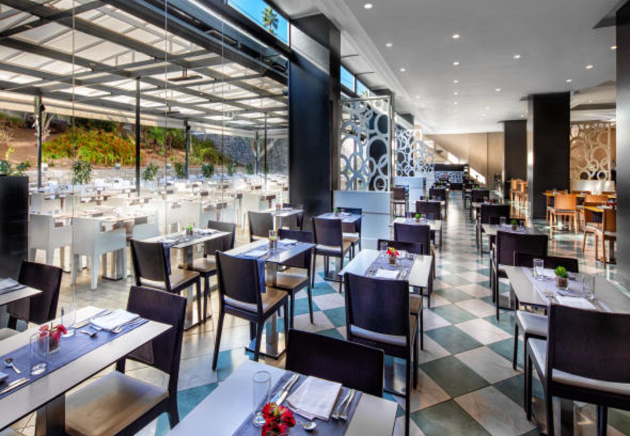 Alquiler por habitaciones en Playa del Ingles - Habitación Estándar con Vistas  en un Resort Exclusivo en La Palma