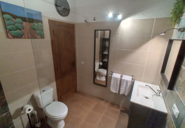 Alquiler por habitaciones en Garachico - Amplio Alojamiento para 2 personas en Garachico con Piscina Alquiler por habitaciones en Garachico - Amplio Alojamiento para 2 personas en Garachico con Piscina
