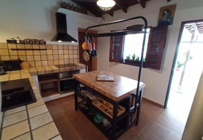 Alquiler por habitaciones en Garachico - Comoda habitacion 2 pax en Garachico con Piscina Alquiler por habitaciones en Garachico - Comoda habitacion 2 pax en Garachico con Piscina