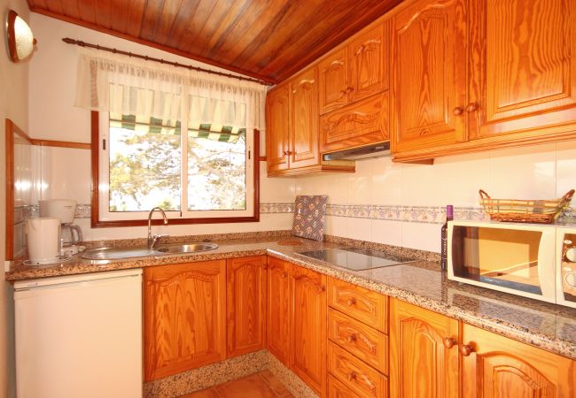 Apartamento en Los Llanos de Aridane - Acogedor Apto en La Palma para 4 personas  Terraza Privada y Vistas a la Piscina Apartamento en Los Llanos de Aridane - Acogedor Apto en La Palma para 4 personas  Terraza Privada y Vistas a la Piscina