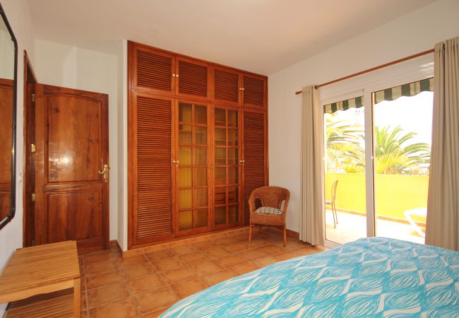Apartamento en Los Llanos de Aridane - Acogedor Apto en La Palma para 4 personas  Terraza Privada y Vistas a la Piscina Apartamento en Los Llanos de Aridane - Acogedor Apto en La Palma para 4 personas  Terraza Privada y Vistas a la Piscina