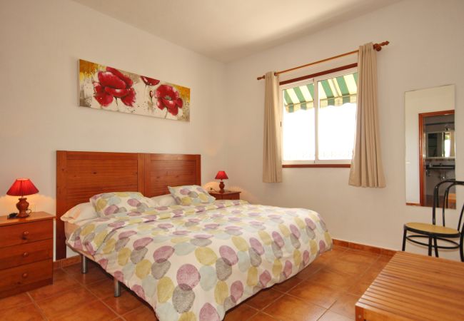 Apartahotel en Los Llanos de Aridane - Apartamento en La Palma para 2 personas con vistas a la Piscina y total tranquilidad Apartahotel en Los Llanos de Aridane - Apartamento en La Palma para 2 personas con vistas a la Piscina y total tranquilidad