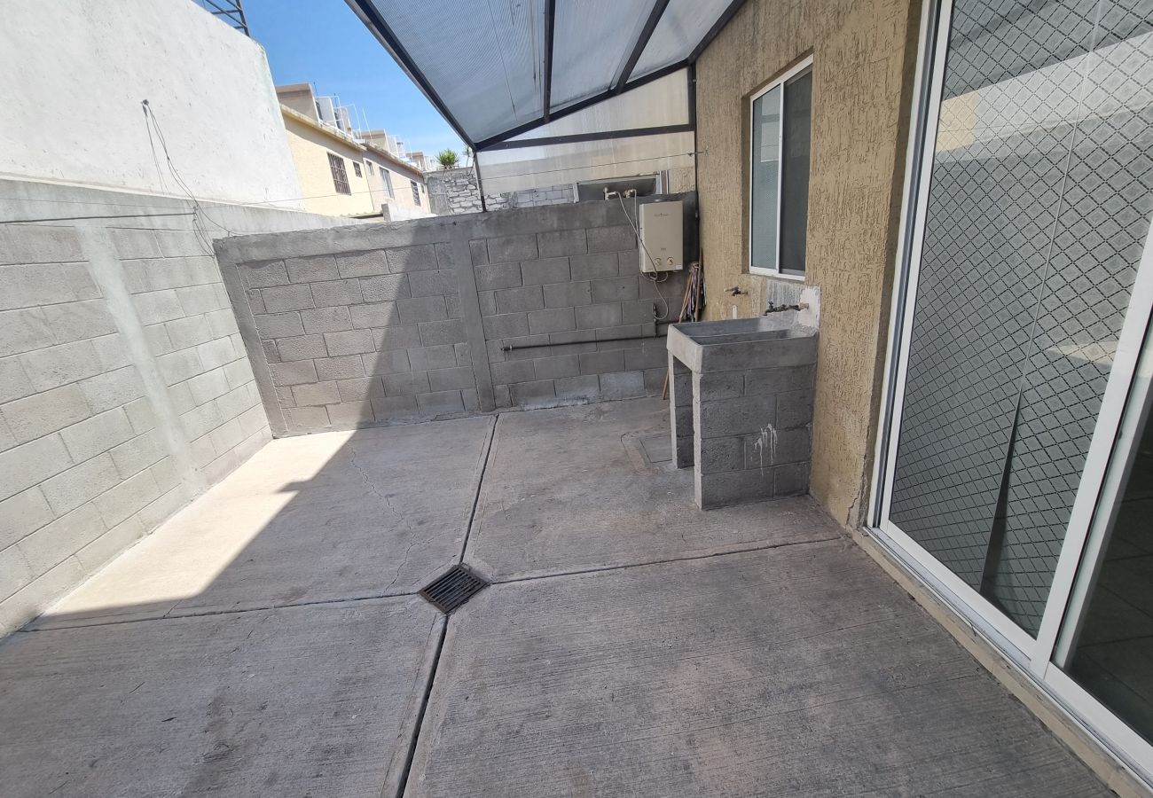 Apartamento en Santiago de Querétaro - Encantador apartamento super comodo  con terraza y piscina