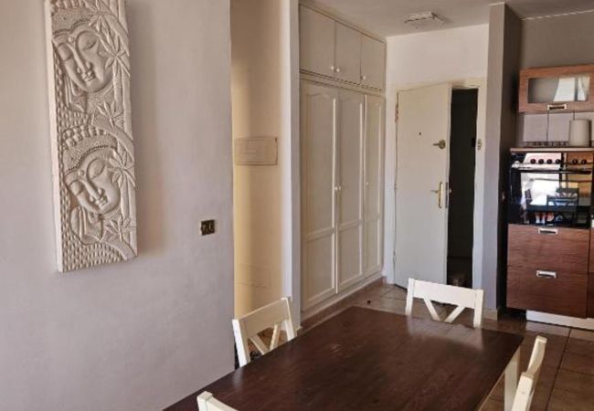 Apartahotel en Costa Adeje - Apartamento con Terraza y Vistas al Mar en Playa Paraíso  Apartahotel en Costa Adeje - Apartamento con Terraza y Vistas al Mar en Playa Paraíso