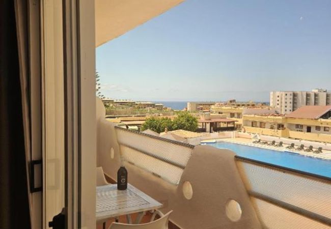 Apartahotel en Costa Adeje - Apartamento con Terraza y Vistas al Mar en Playa Paraíso  Apartahotel en Costa Adeje - Apartamento con Terraza y Vistas al Mar en Playa Paraíso