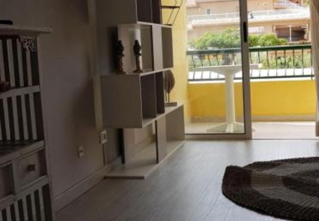 Estudio en Los Cristianos - Loft Frente al Mar con Piscina y Terraza en Los Cristianos Estudio en Los Cristianos - Loft Frente al Mar con Piscina y Terraza en Los Cristianos