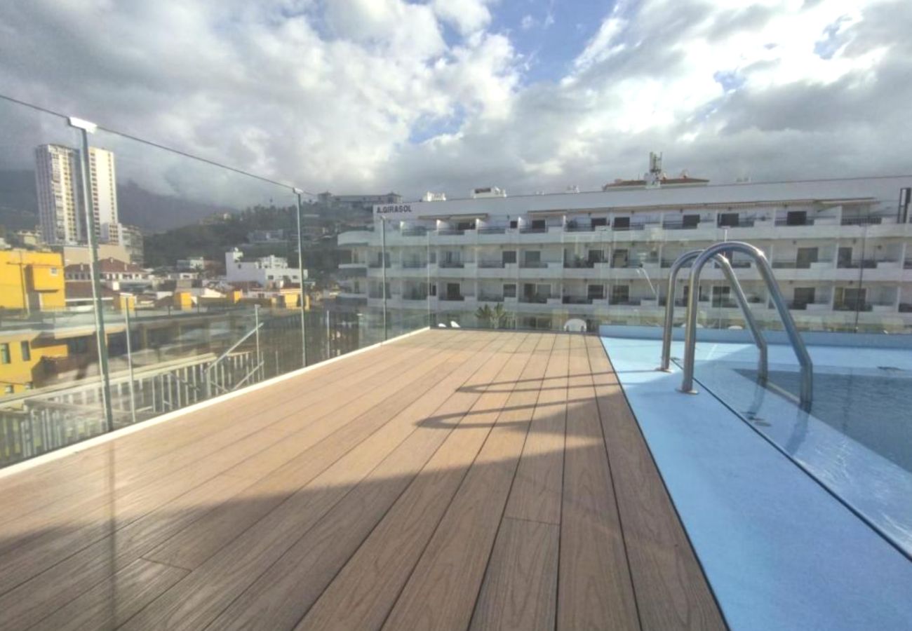 Apartahotel en Puerto de la Cruz - Habitacion doble con vistas en el corazon de Puerto de la Cruz