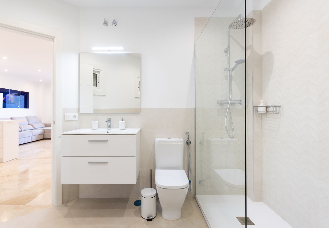 Apartamento en Puerto de la Cruz - Apartamento de Lujo con Impresionantes Vistas al Mar y Plataneras
