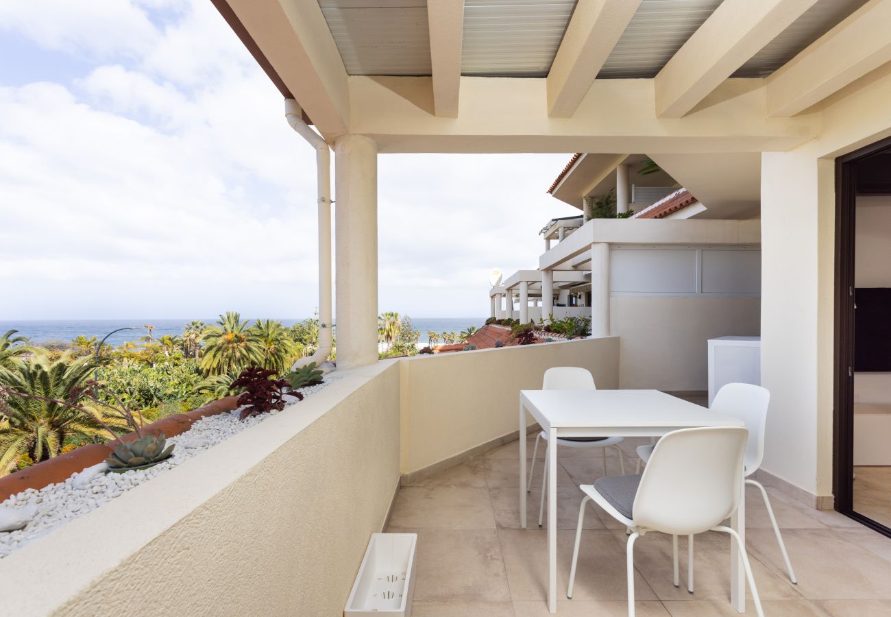 Apartamento en Puerto de la Cruz - Apartamento de Lujo con Impresionantes Vistas al Mar y Plataneras