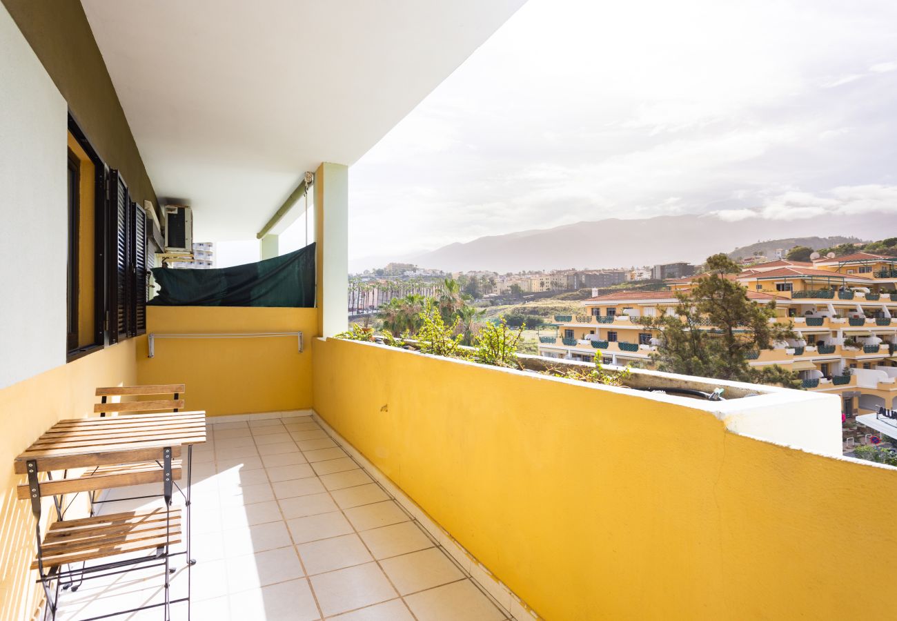 Apartamento en Puerto de la Cruz - Moderno Apartamento en Puerto de la Cruz con Impresionantes Vistas a la Montaña