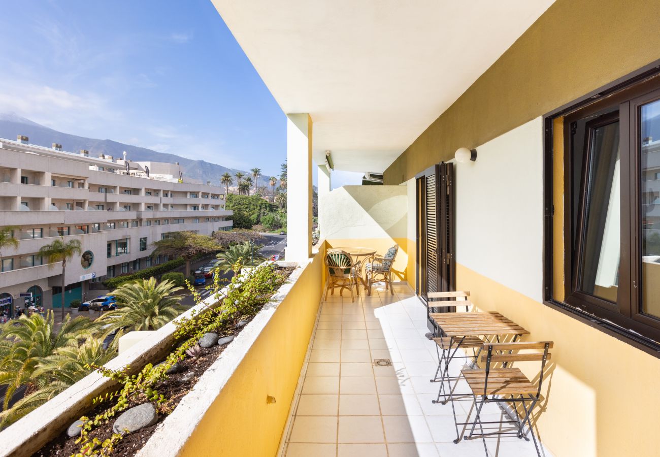 Apartamento en Puerto de la Cruz - Moderno Apartamento en Puerto de la Cruz con Impresionantes Vistas a la Montaña