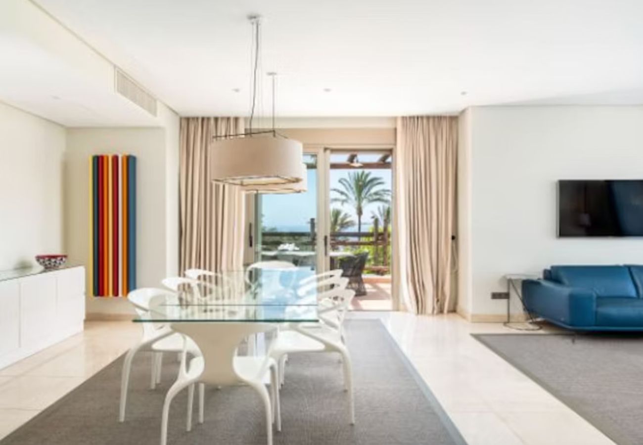 Villa en Guía de Isora - Suite Premium de 4 Dormitorios para Grupos o Familias – Tenerife Sur