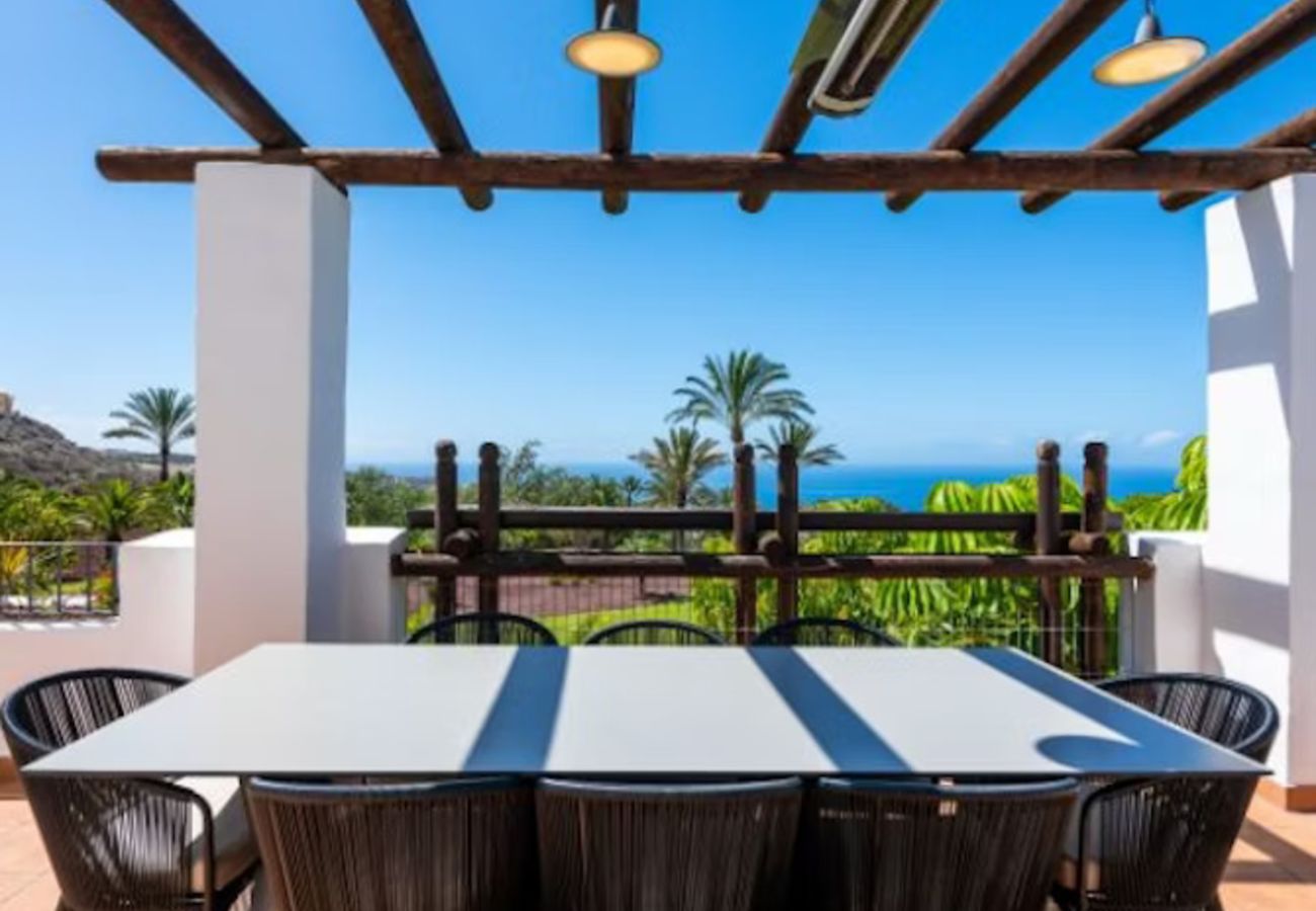 Villa en Guía de Isora - Suite Premium de 4 Dormitorios para Grupos o Familias – Tenerife Sur