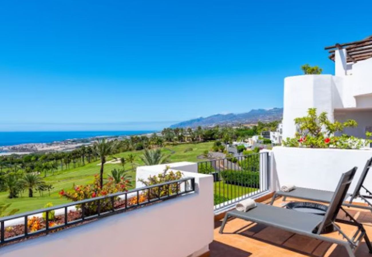 Villa en Guía de Isora - Suite Premium de 4 Dormitorios para Grupos o Familias – Tenerife Sur