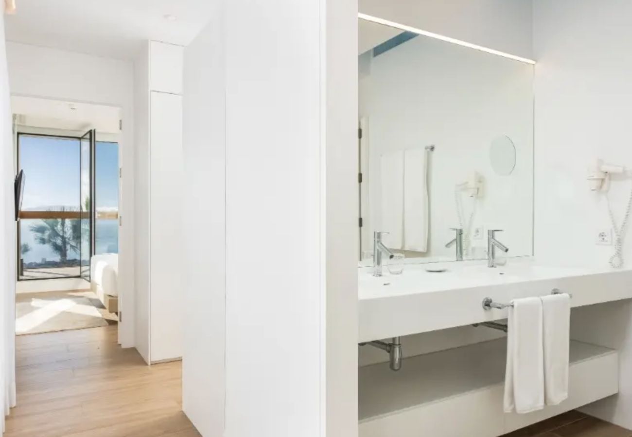 Villa en Guía de Isora - Villa de 3 dormitorios con piscina privada de lujo en Tenerife