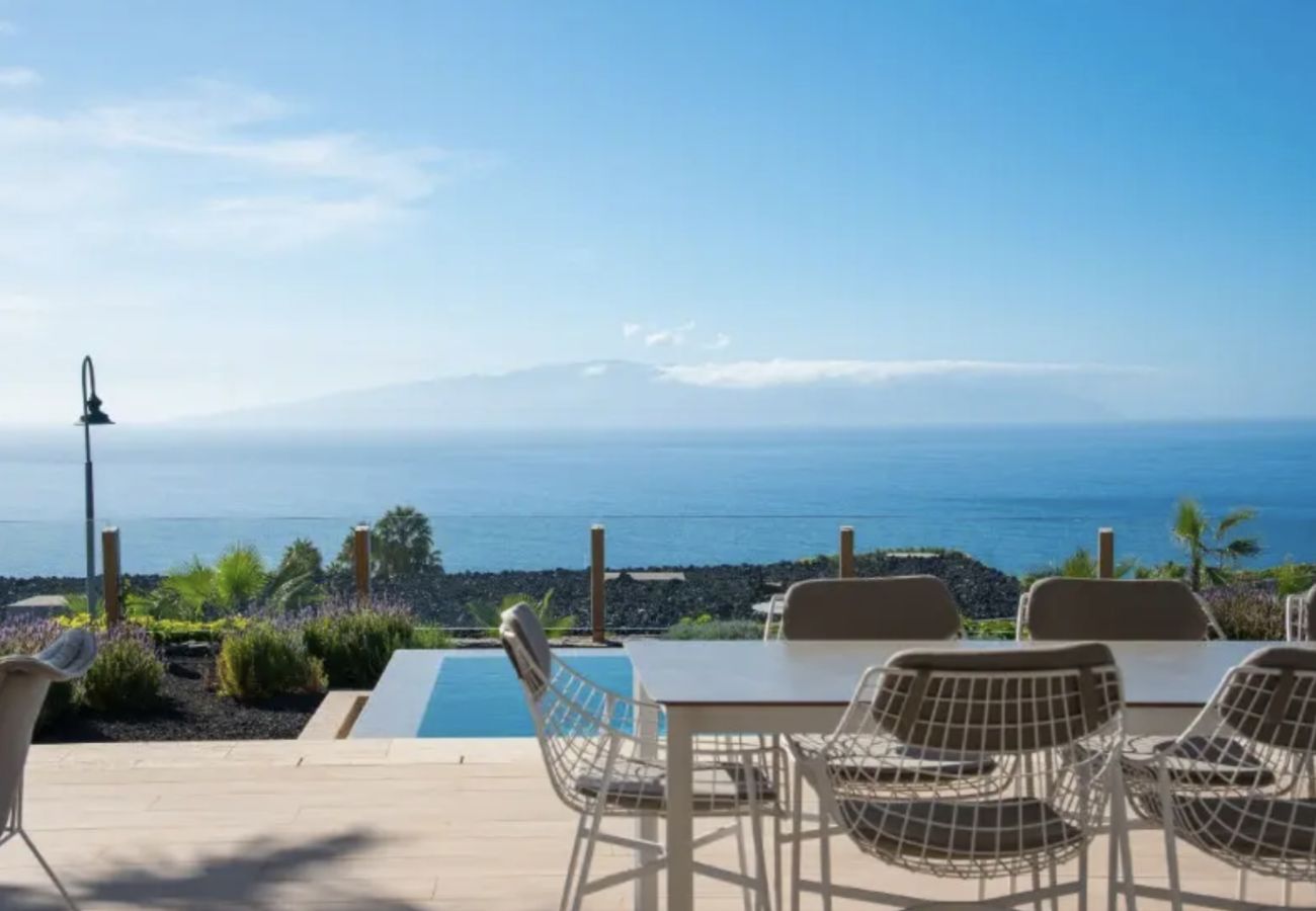 Villa en Guía de Isora - Villa de 3 dormitorios con piscina privada de lujo en Tenerife