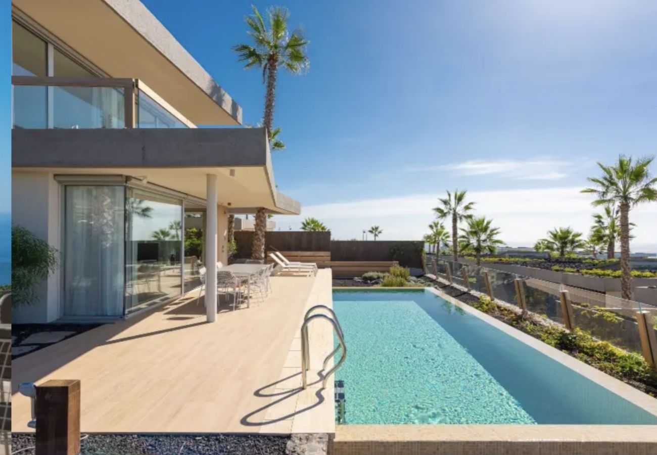 Villa en Guía de Isora - Villa de 3 dormitorios con piscina privada de lujo en Tenerife