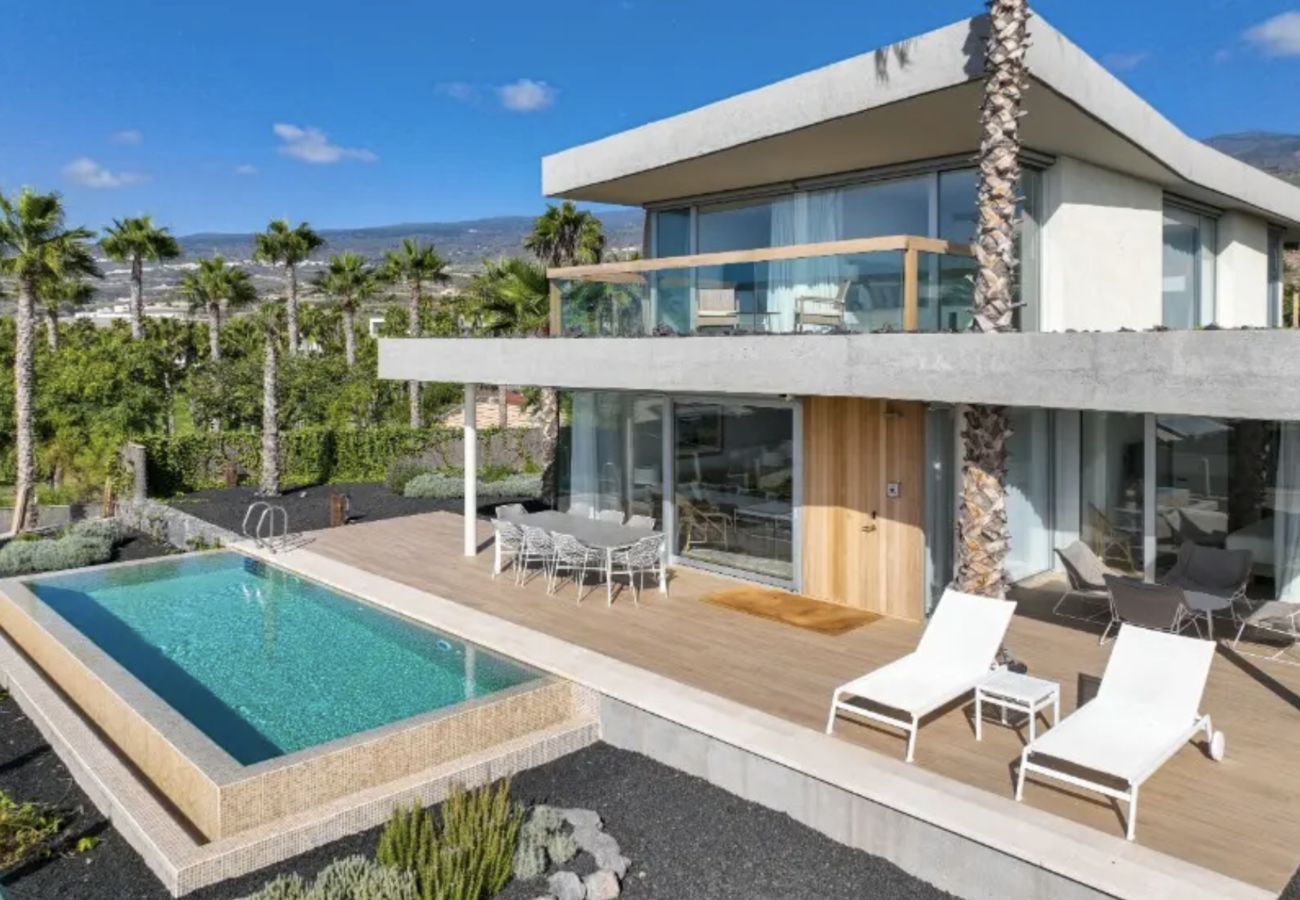 Villa en Guía de Isora - Villa de 3 dormitorios con piscina privada de lujo en Tenerife