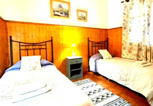 Cottage in Hermigua - Rural house with terrace and beautiful sea view Cottage in Hermigua - Rural house with terrace and beautiful sea view