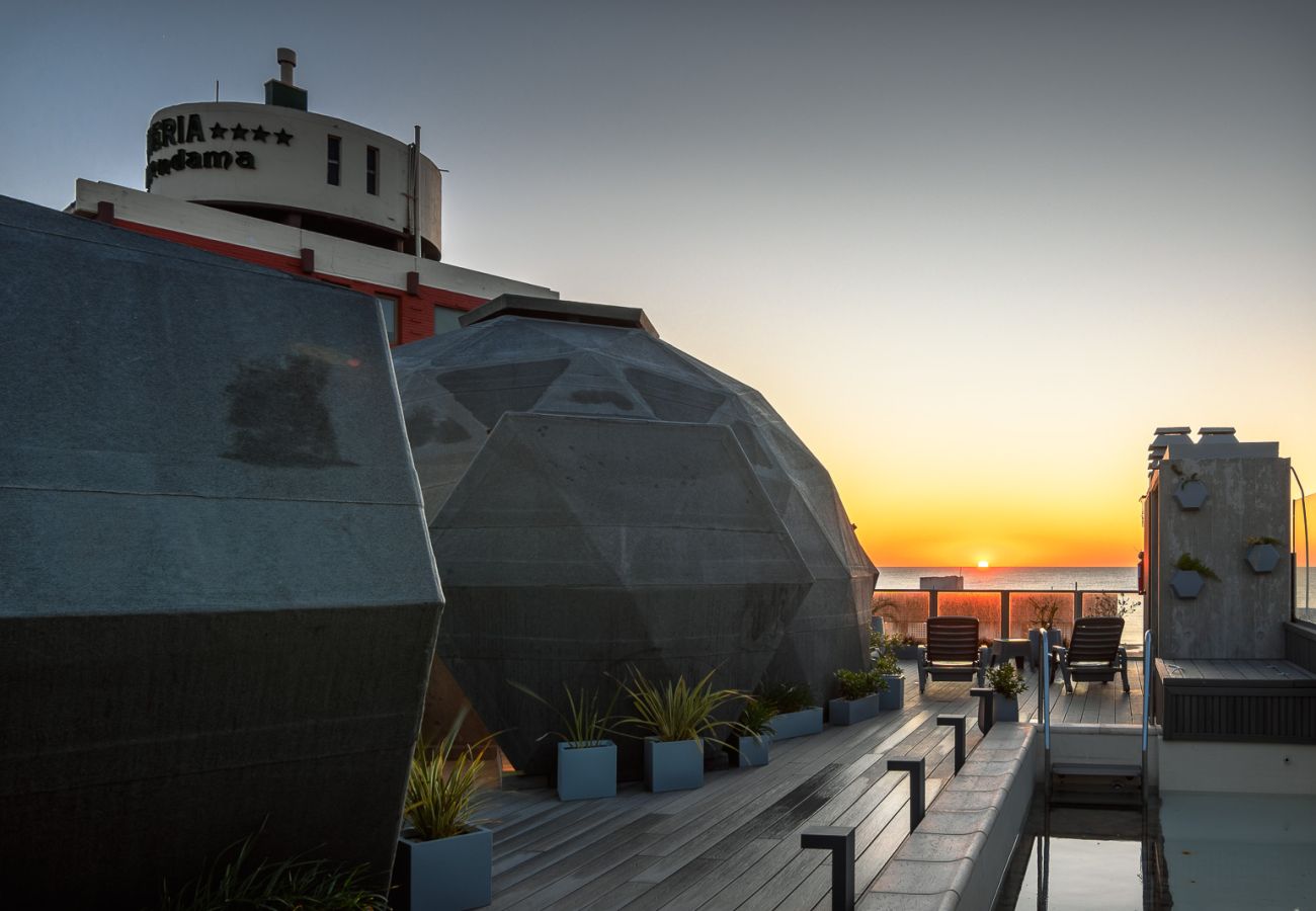 Aparthotel in Villa Gesell - Domes with sea views, jacuzzi and BBQ