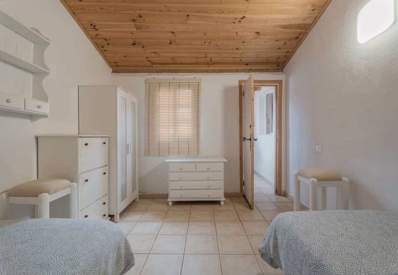 Cottage in Mocanal - Incredible Rural House with Beautiful Panoramic Views