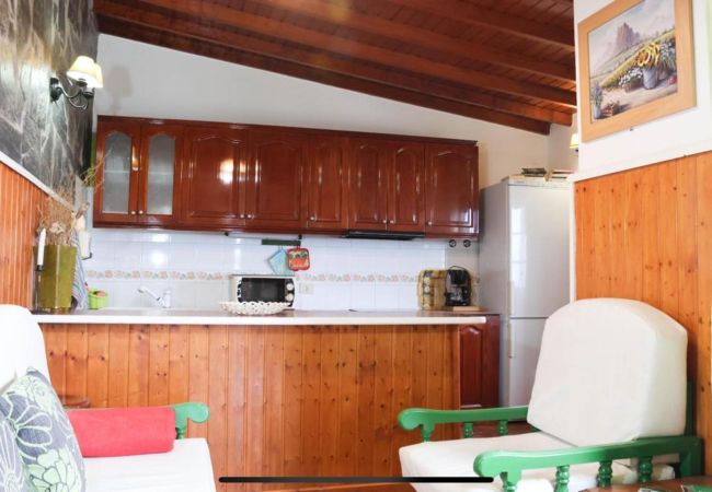 Cottage in Hermigua -  Rural house with beautiful views of the sea and the mountains, BBQ Cottage in Hermigua -  Rural house with beautiful views of the sea and the mountains, BBQ