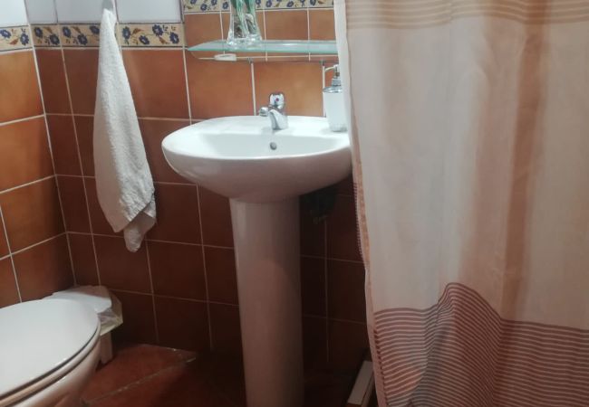 Cottage in Hermigua -  Rural house with beautiful views of the sea and the mountains, BBQ Cottage in Hermigua -  Rural house with beautiful views of the sea and the mountains, BBQ