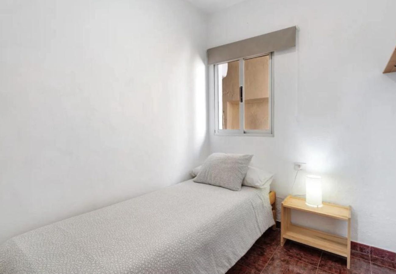 Aparthotel in Valverde - Comfortable Apartment with spectacular sea views