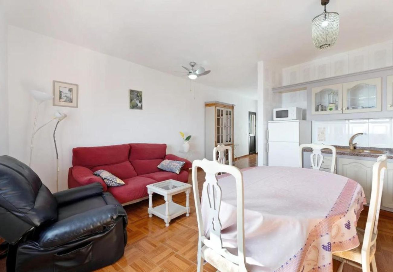 House in Timijiraque -  Cozy 2 bedroom house with beautiful sea views