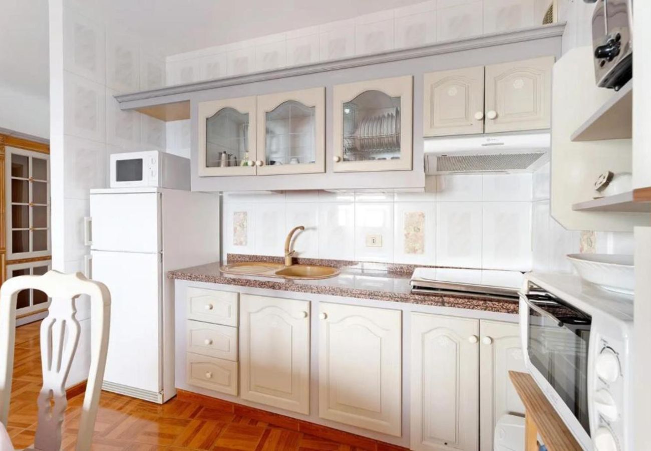 House in Timijiraque -  Cozy 2 bedroom house with beautiful sea views