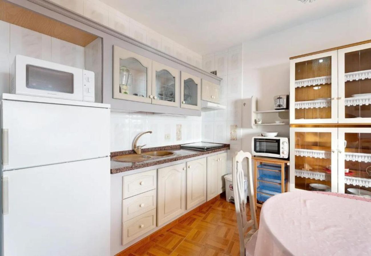 House in Timijiraque -  Cozy 2 bedroom house with beautiful sea views