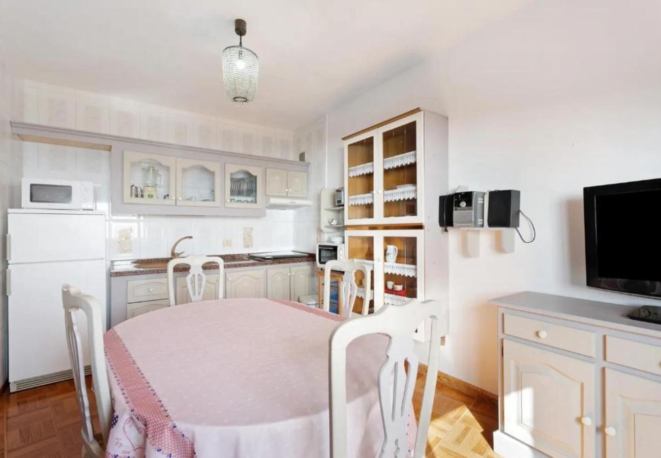 House in Timijiraque -  Cozy 2 bedroom house with beautiful sea views