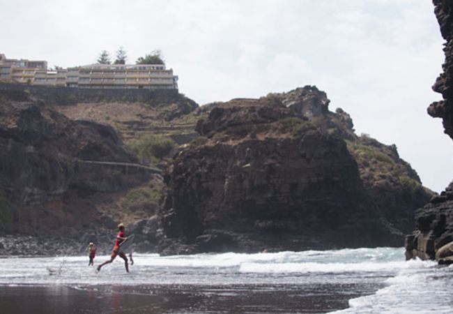 Aparthotel in Los Realejos - 2-Bedroom Apartment with Stunning Sea Views and Pool Aparthotel in Los Realejos - 2-Bedroom Apartment with Stunning Sea Views and Pool